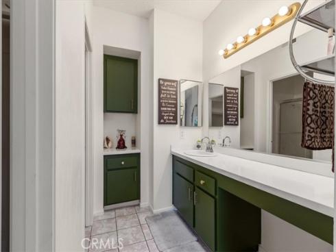 10541  Lakeside  P , Garden Grove, CA