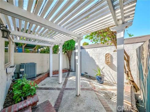 8833 Brookdale Drive , Garden Grove, CA