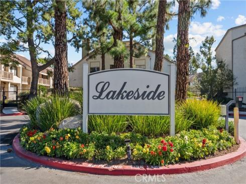 10521  Lakeside  I  Drive, Garden Grove, CA