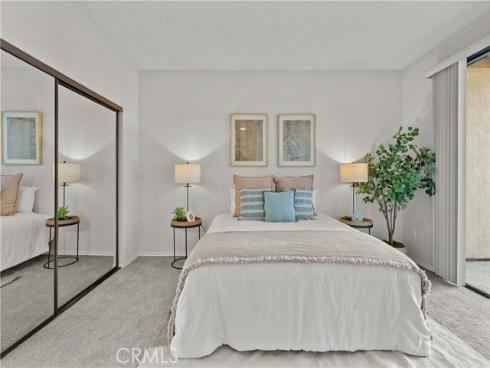 10521  Lakeside  I  Drive, Garden Grove, CA