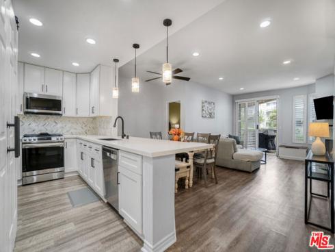 10401  Garden Grove  44  Boulevard, Garden Grove, CA