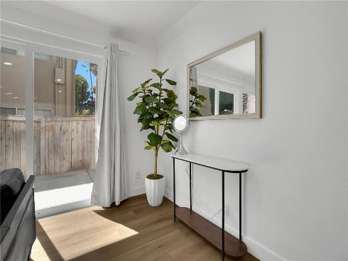 9906  13th  , Garden Grove, CA