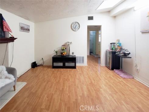 11441 Salinaz , Garden Grove, CA