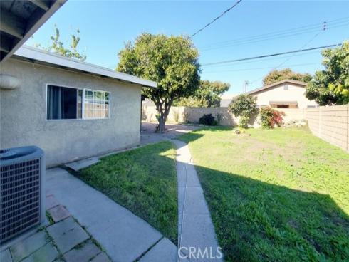 11441 Salinaz , Garden Grove, CA
