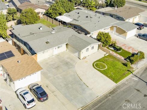 11441 Salinaz , Garden Grove, CA