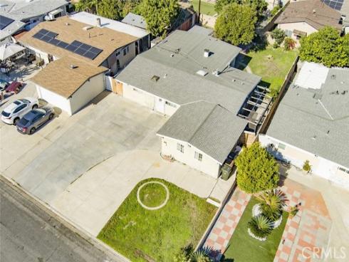 11441 Salinaz , Garden Grove, CA