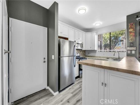 10550 N Lakeside Drive N. #e , Garden Grove, CA