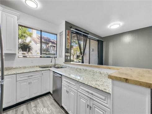 10550 N Lakeside Drive N. #e , Garden Grove, CA