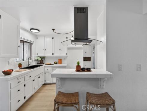 6272  Chapman   Avenue, Garden Grove, CA