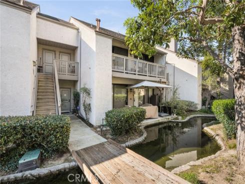 10571 Lakeside Drive D