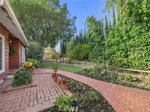 11252  Chapman Ave  , Garden Grove, CA