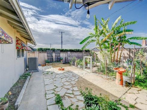 11781  Diamond  , Garden Grove, CA