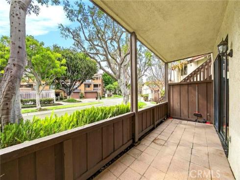 8615  Meadow Brook  101 , Garden Grove, CA