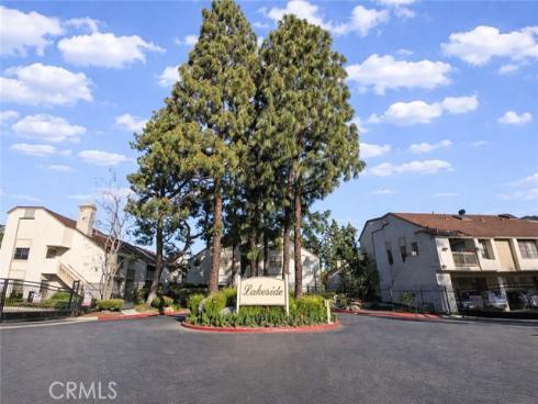10520  Lakeside  L  Drive, Garden Grove, CA
