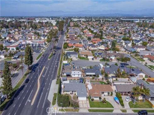 6011  Santa Barbara  , Garden Grove, CA
