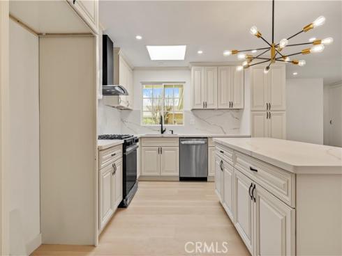 10632 Henderson , Garden Grove, CA