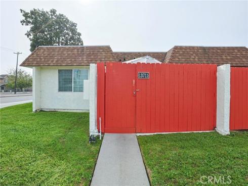 13711  Magnolia  , Garden Grove, CA