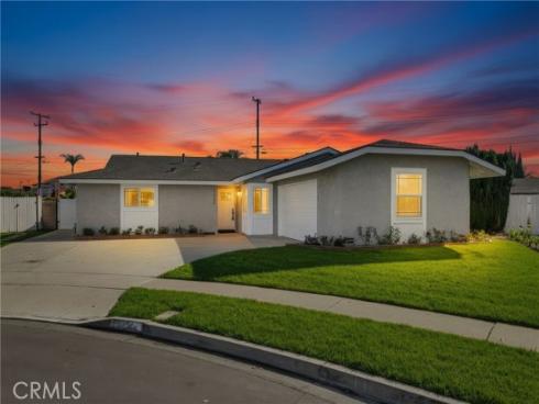 11852  Topaz  , Garden Grove, CA