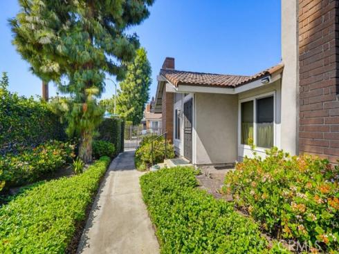 5595  Tiffany Ave  , Garden Grove, CA