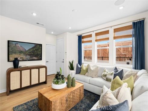 5787  Santa Barbara   Avenue, Garden Grove, CA