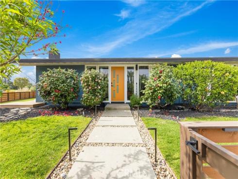 11211  Gardenaire Ln  , Garden Grove, CA