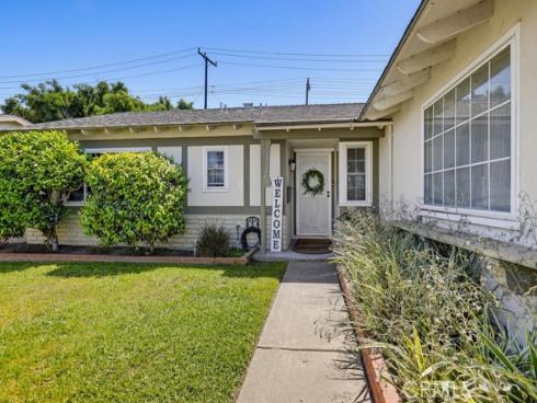 5372  Christal  , Garden Grove, CA