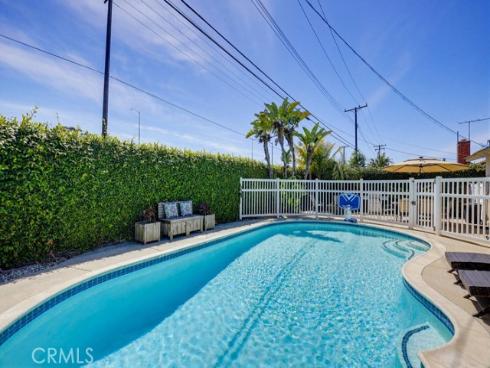 5372  Christal  , Garden Grove, CA