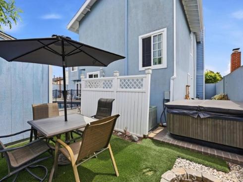 6261  Vanguard   Avenue, Garden Grove, CA