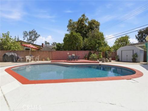 10172  Edgewood   Lane, Garden Grove, CA