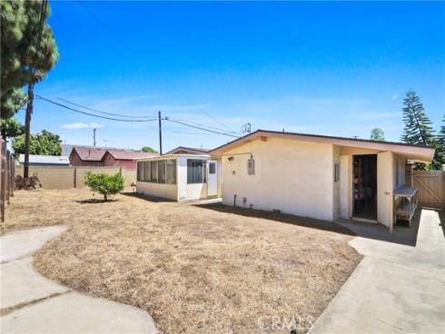 8951  Blossom  , Garden Grove, CA