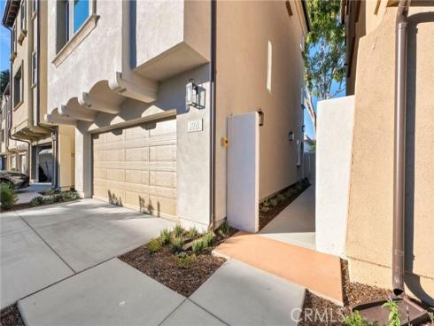 11741 Rose Dr , Garden Grove, CA