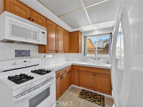 11072  Jerry   Lane, Garden Grove, CA