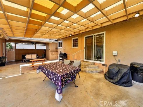 11072  Jerry   Lane, Garden Grove, CA