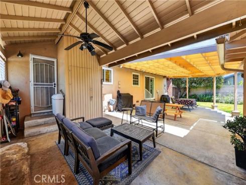 11072  Jerry   Lane, Garden Grove, CA