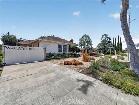 11072  Jerry   Lane, Garden Grove, CA