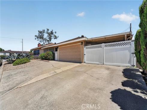 11072  Jerry   Lane, Garden Grove, CA