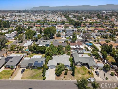 8721 La Grand Avenue, Garden Grove, CA
