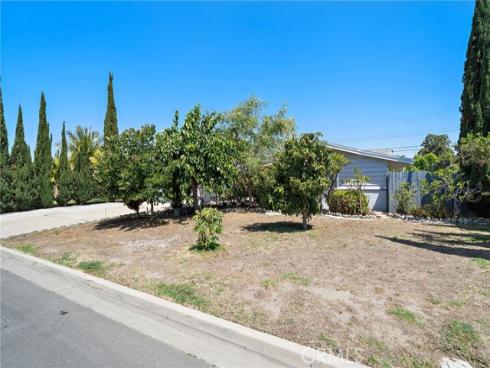 8721 La Grand Avenue, Garden Grove, CA