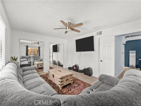 9262 Joyzelle , Garden Grove, CA