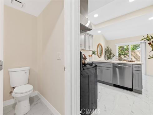 10089 15th 16 Street, Garden Grove, CA