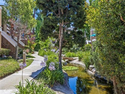 8720 Meadow Brook B , Garden Grove, CA