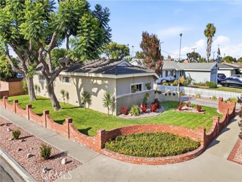 10051 Brookside Dr. , Garden Grove, CA