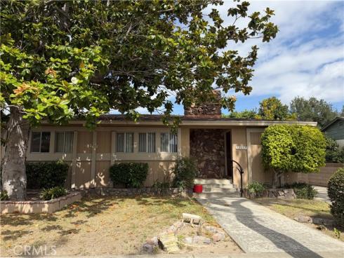 12432 Pine