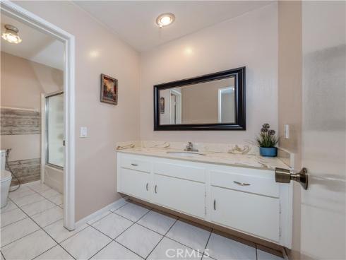 13875  La Jolla   Plaza, Garden Grove, CA
