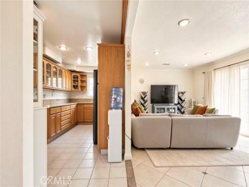 15102  starboard  , Garden Grove, CA