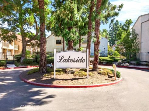 10630 Lakeside 276