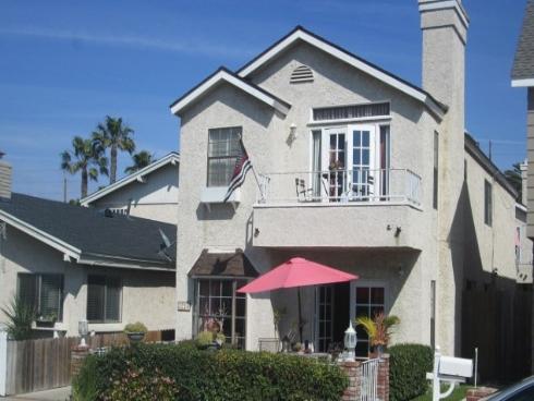 1216  California   Street, Huntington Beach, CA