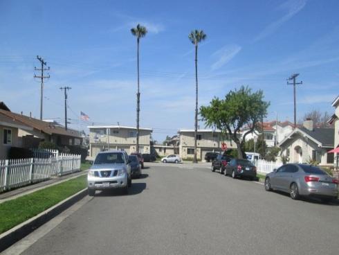 1216  California   Street, Huntington Beach, CA