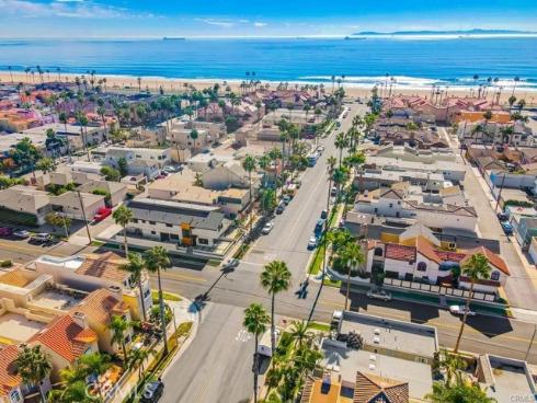 228  20th   Street, Huntington Beach, CA