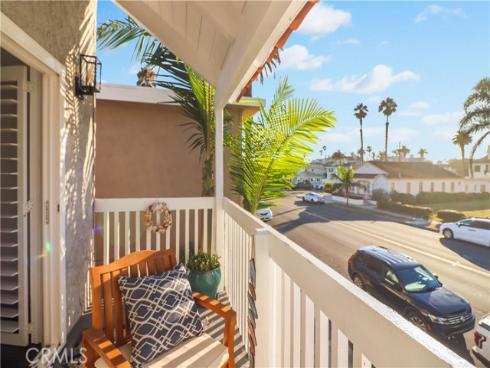 312  8th   Street, Huntington Beach, CA